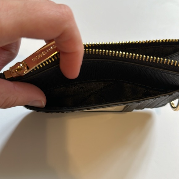 Michael Kors Jet Set Travel Small Top Zip Coin Pouch with ID Holder - Picture 4 of 4